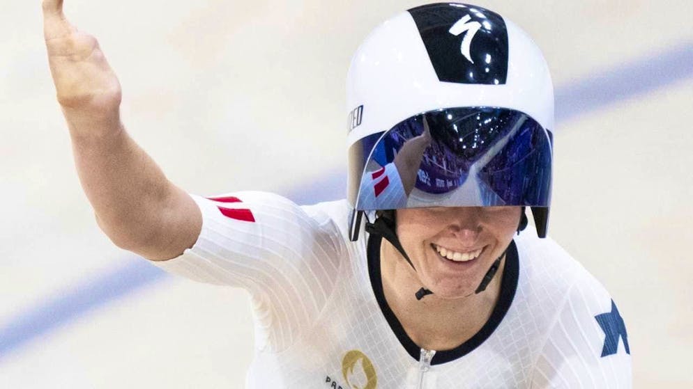 Flurina Rigling is world champion in scratch for the first time.