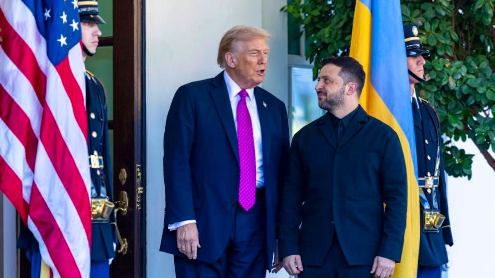 Non è stato un incontro facile quello fra Zelensky e Trump, secondo quanto ricostruito dai media.
