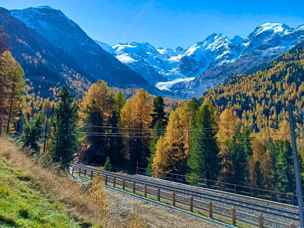 Autumn pictures 2025: These are the pictures of blue News readers. Dreamlike: the Morteratsch glacier in the Engadin in Graubünden in the fall.