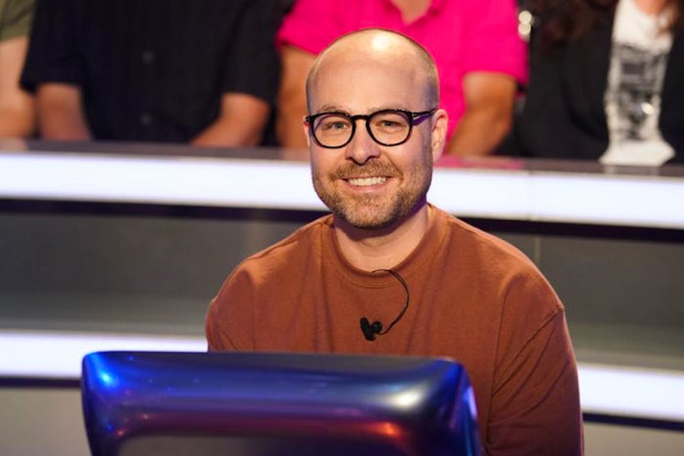 «WWM»-Jauch wird beleidigt. Journalist und Radiomoderator Max Oehl aus Stuttgart hat einen gemeinsamen Bekannten mit Günther Jauch: Thomas Gottschalk. Mit dem sendete Oehl in der Coronazeit aus dem Garten der TV-Legende.