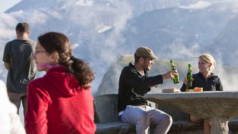 Vorgängerin schmiss entnervt hin. Hüttenpaar wird an erstem Wochenende von Instagram-Touristen überrannt