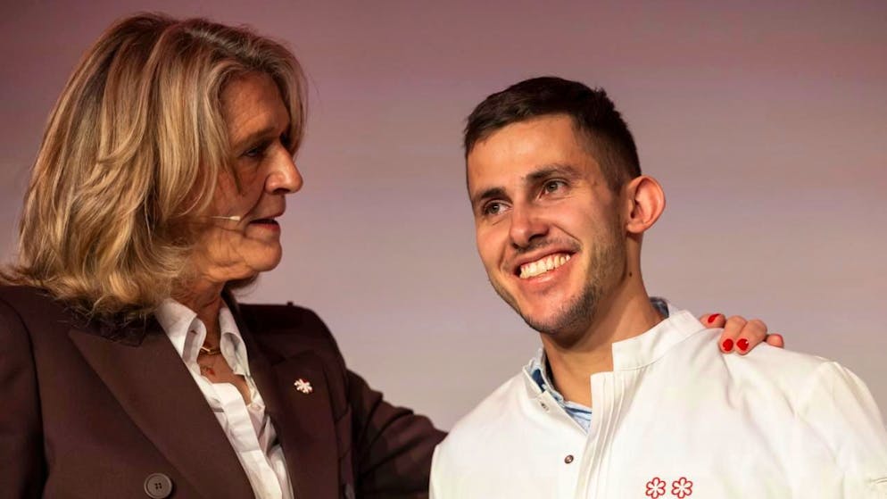 Gilles Varone de Savièse est l'un des trois chefs à avoir obtenu une deuxième étoile au Guide Michelin 2025.