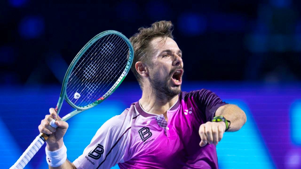 Swiss Indoors. Stan Wawrinka plays his way into the round of 16