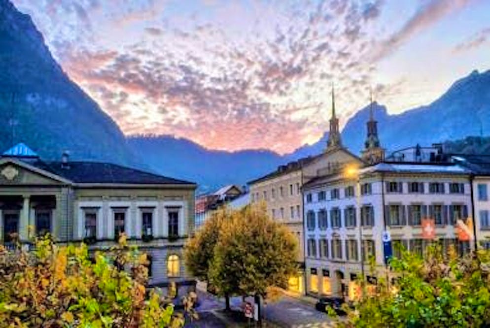 Autumn pictures 2025: These are the pictures of blue News readers. Autumn atmosphere in Glarus. 