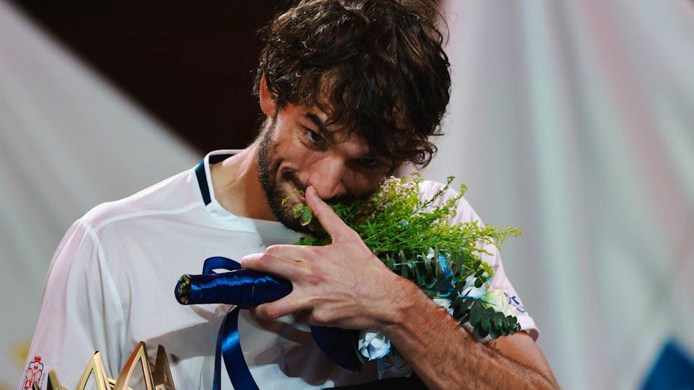 Shanghai sensation plays in Basel. Vacherot: 