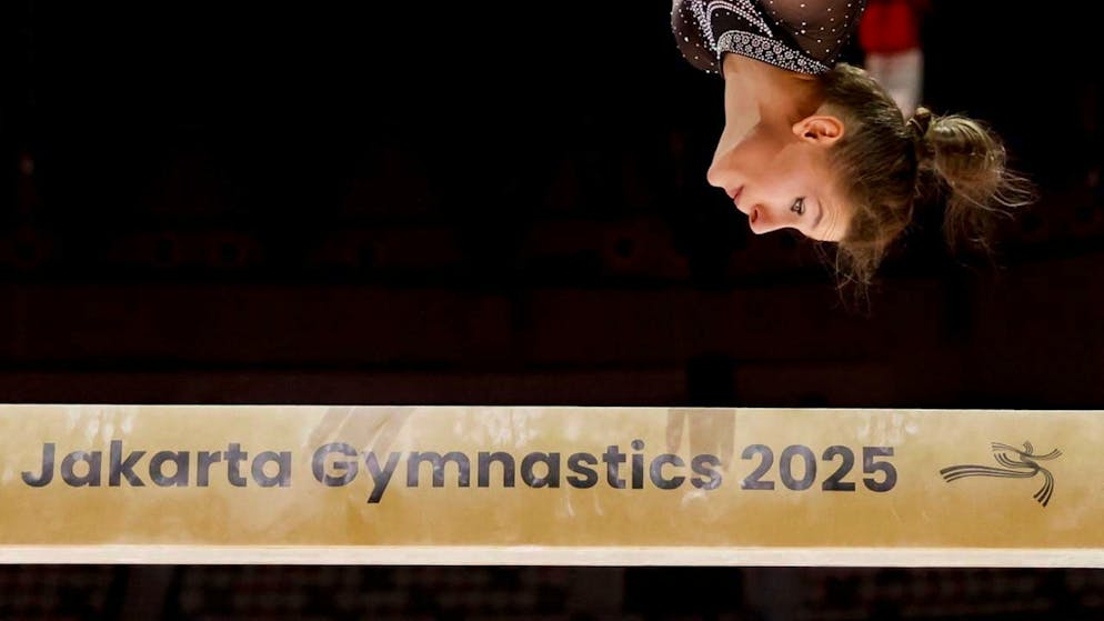 Im Gegensatz zu dieser Turnerin dürfen die Athletinnen und Athleten aus Israel nicht an der Turn-WM in Jakarta teilnehmen