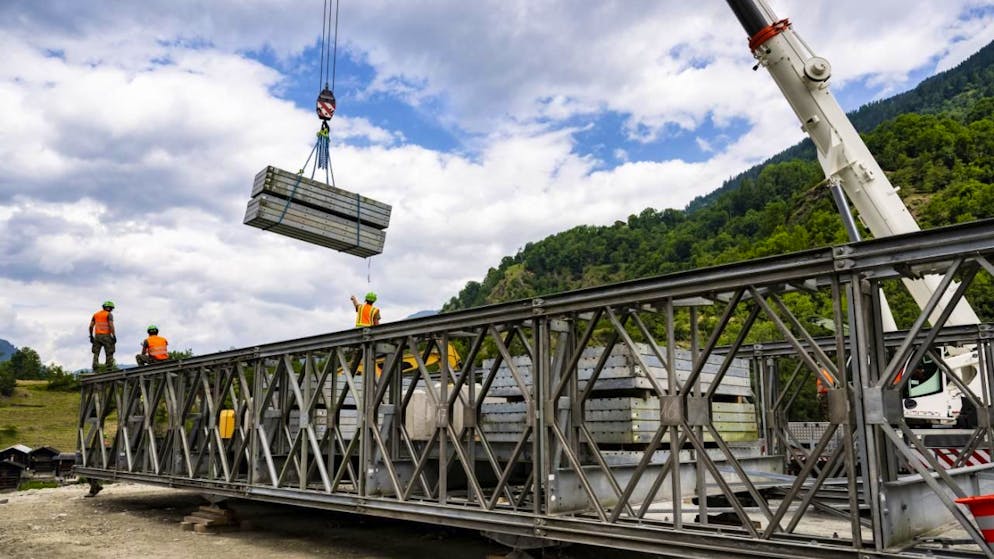Le pont militaire installé au début de l'été entre Champsec et Lourtier sera démantelé ces prochaines semaines (archives).
