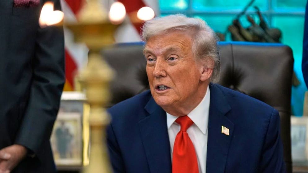 US-Präsident Donald Trump im Oval Office im Weissen Haus. Foto: Manuel Balce Ceneta/AP/dpa