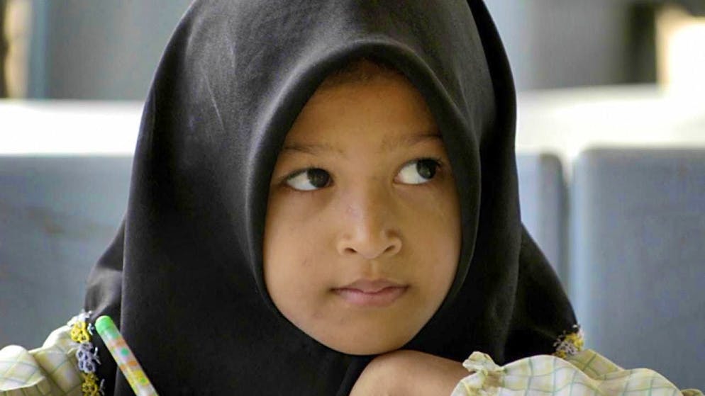 The Federal Council does not want to ban schoolgirls from wearing headscarves in public schools. (archive picture)