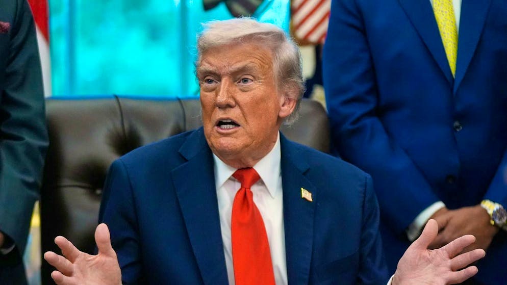 Forum economico di Davos. Trump già programma di partecipare al WEF... ma non ha nemmeno ricevuto l'invito