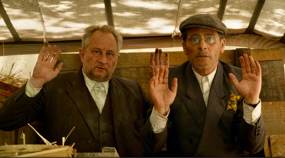 Bonne étoile. Benoît Poelvoorde et Pascal Elbé forment un duo touchant.