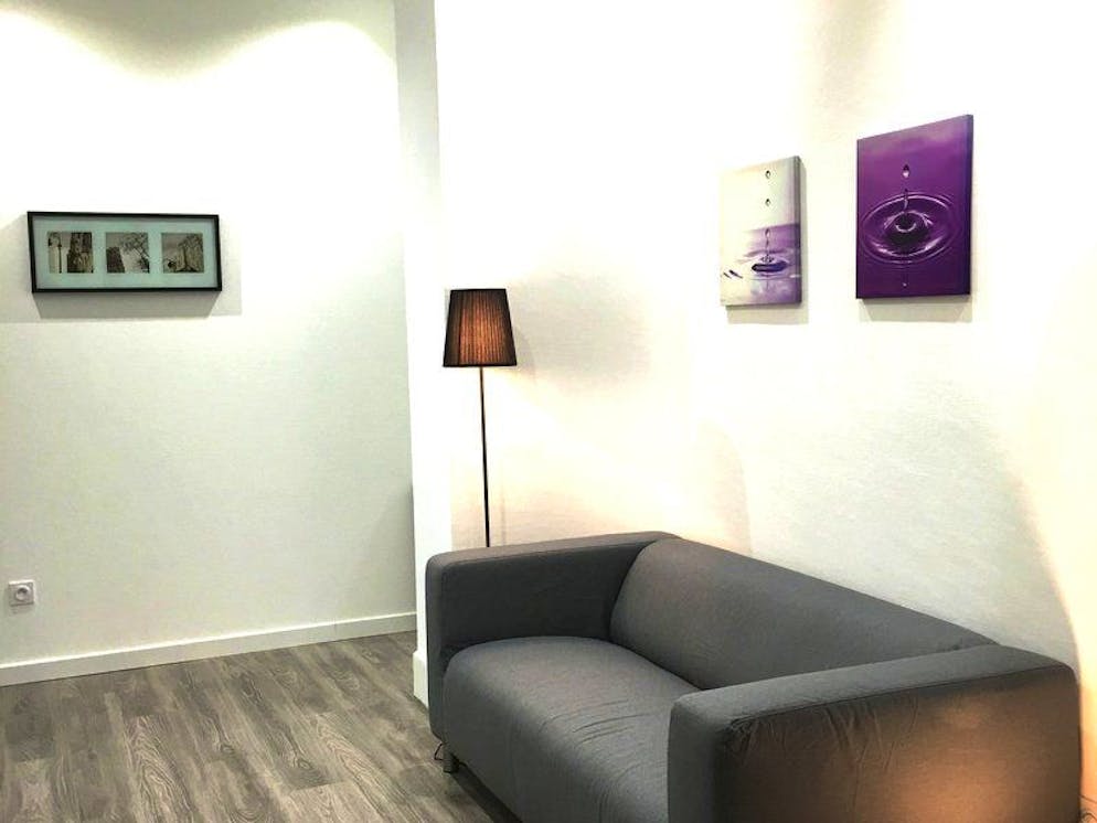 So legen Betrüger Wohnungssuchende in der Schweiz rein. ... die «Eingangshalle», ...