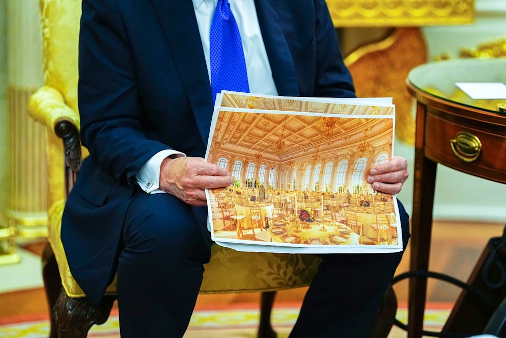 Maison Blanche. Voilà à quoi devrait ressembler l'intérieur de la salle.