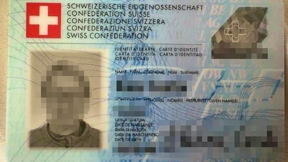 «Dubios»: Die Pseudo-Vermieterin schickt nicht nur eine Kopie ihres eigenen Ausweises (im Bild), sondern auch von dem ihrer Tochter.