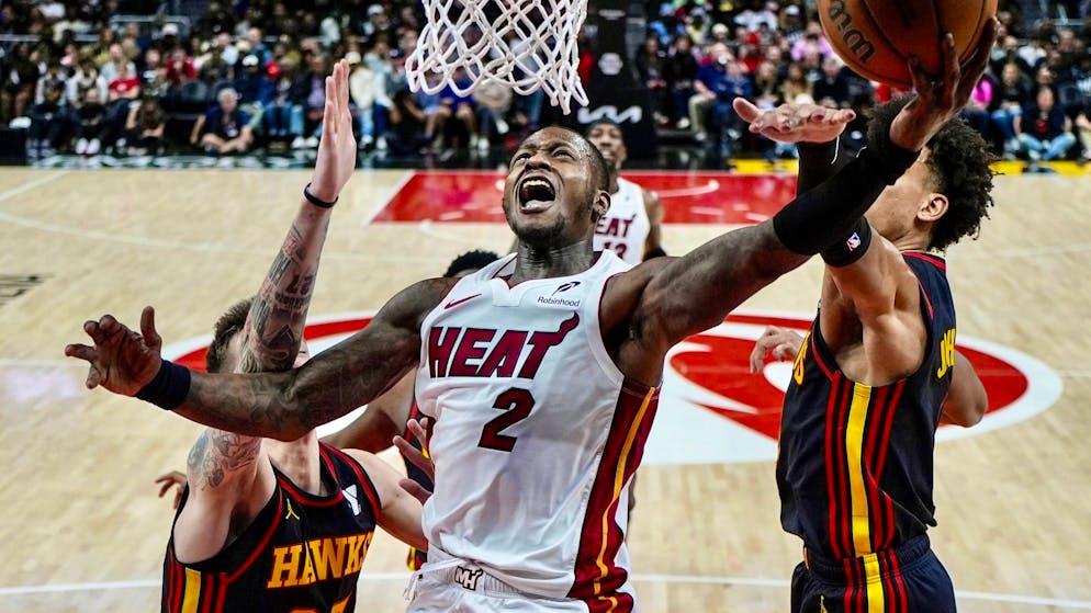 Terry Rozier (au centre) est l’une des personnes arrêtées jeudi.