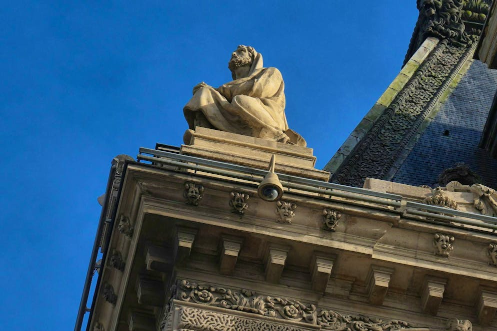 Louvre burglary: investigators follow up more than 150 leads - Gallery. The police hope to catch the Louvre burglars thanks to numerous leads (archive photo).