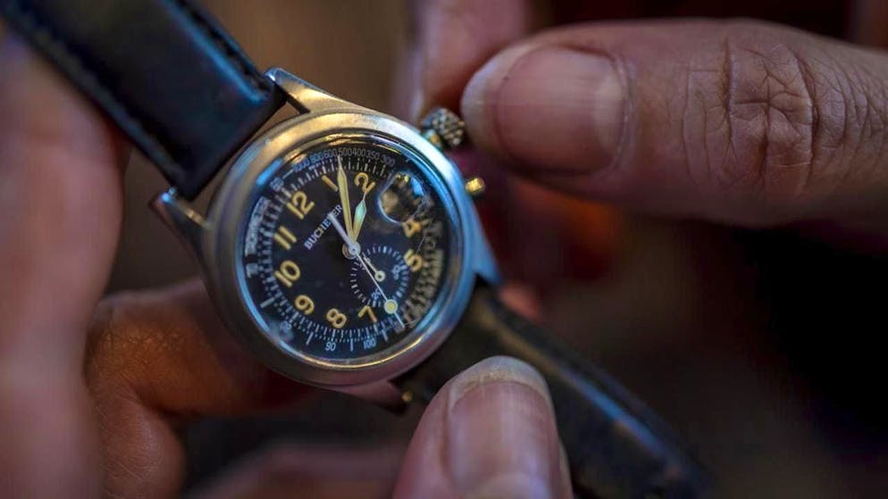 On Sunday night, the clocks will be set back to 2.00 am at 3.00 am. (symbolic image)