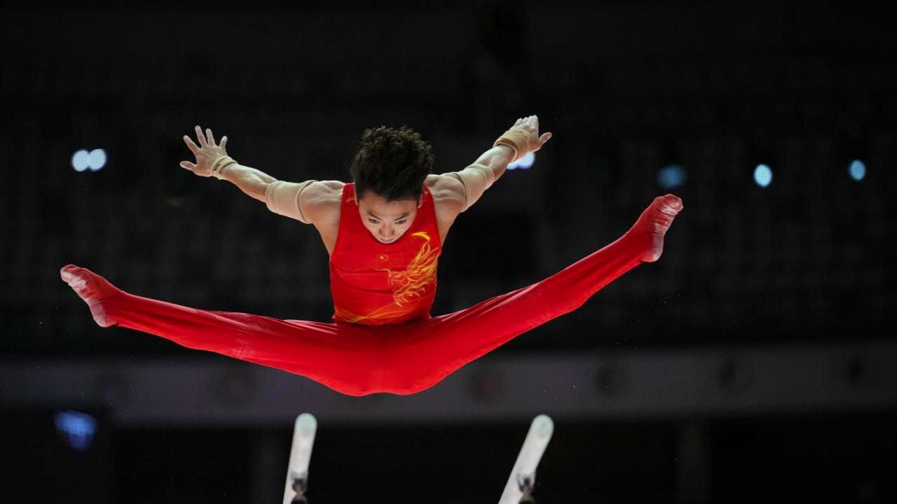 Kunstturnen. Der Chinese Zou ist zum vierten Mal Barren-Weltmeister