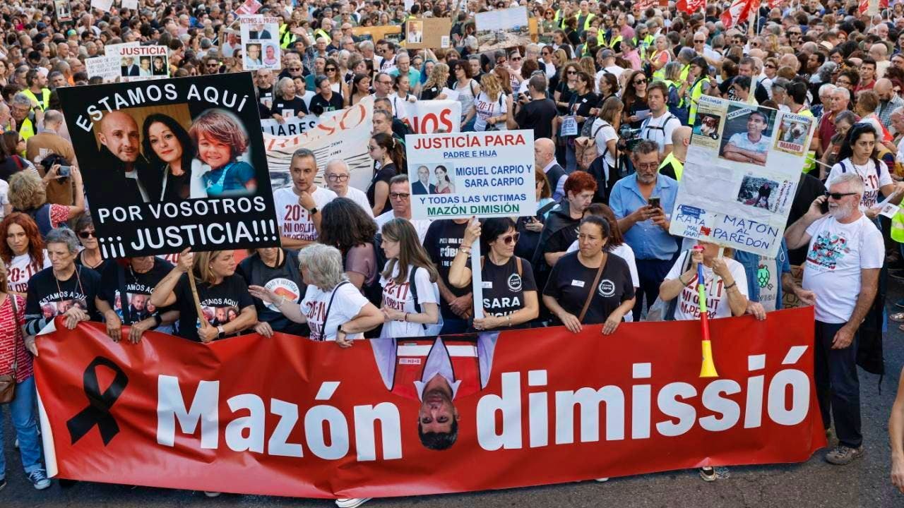 Inondation. Espagne: des dizaines de milliers de manifestants à Valence
