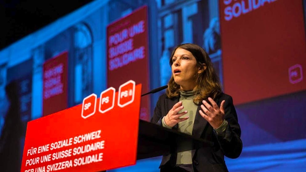 Mattea Meyer opened the SP party conference in Sursee LU.
