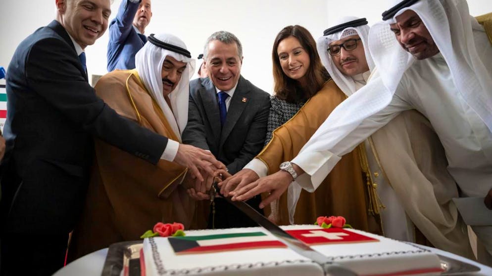 Ignazio Cassis (au centre) a achevé une tournée diplomatique en Jordanie, en Irak et au Koweït.