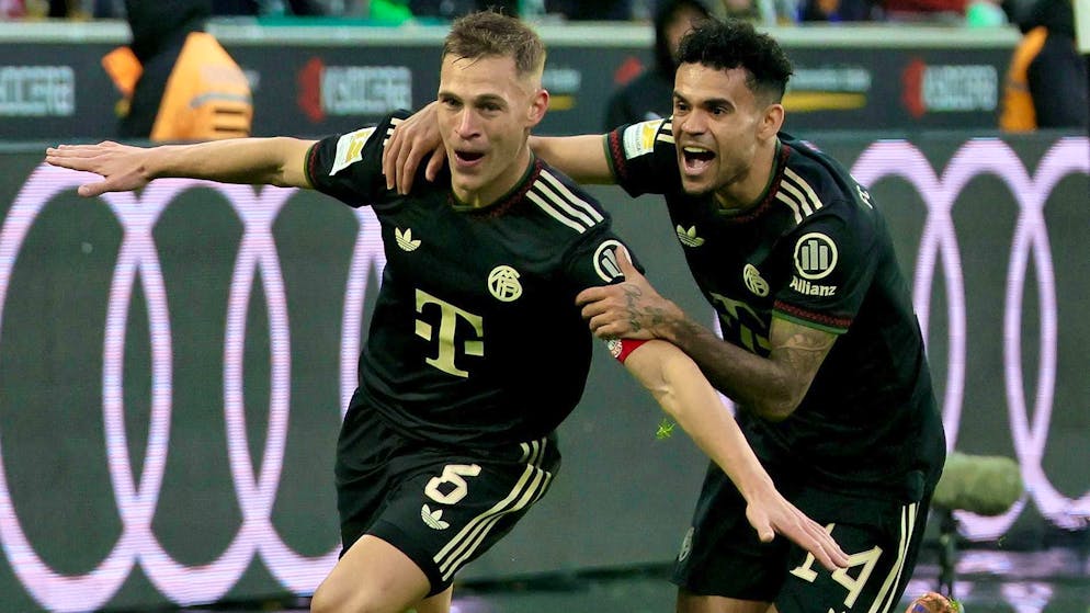 Joshua Kimmich redeems Bayern in Mönchengladbach.