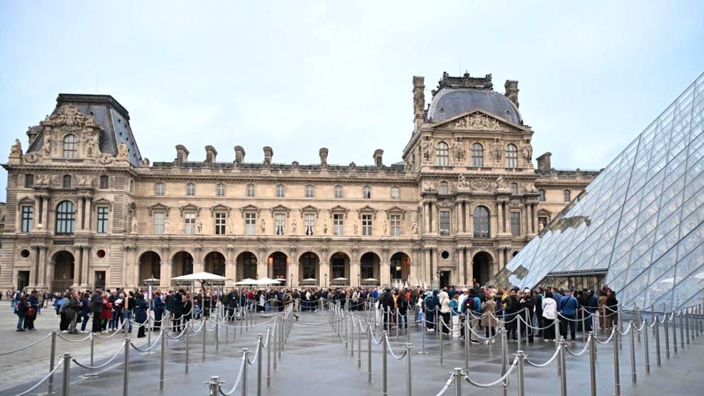 Il museo del Louvre di Parigi (foto d'archivio)