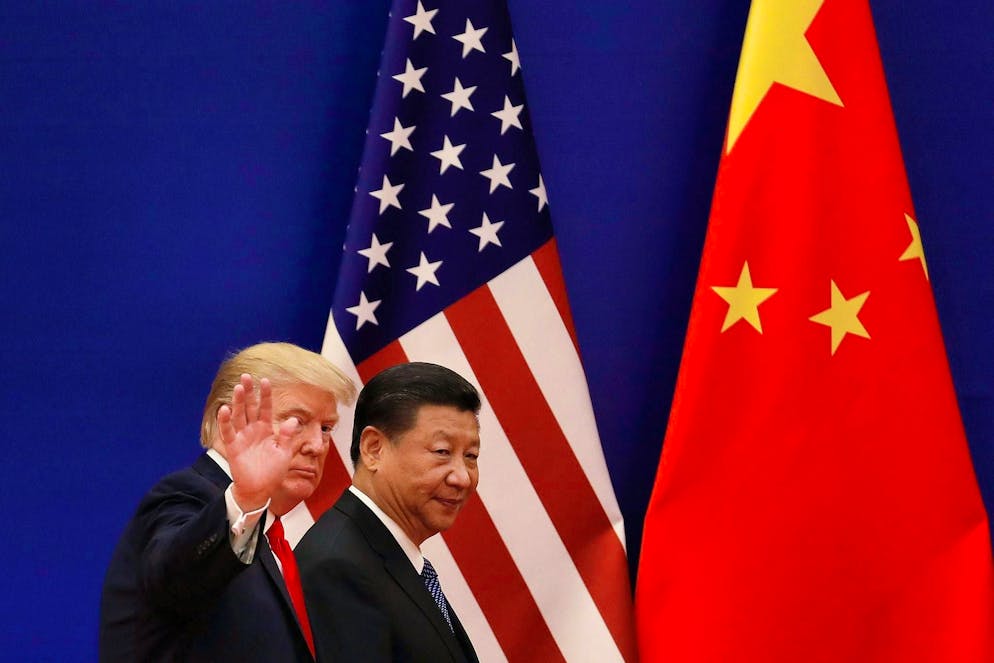 Tariffs, TikTok: Tentative agreement between USA and China - Gallery. US President Trump (l) is to meet Chinese President Xi in South Korea on Thursday.
