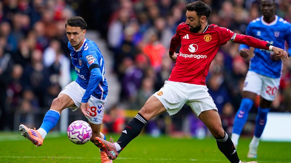 Enzo Le Fée (links) ist begeistert von seinem neuen Mitspieler Granit Xhaka.