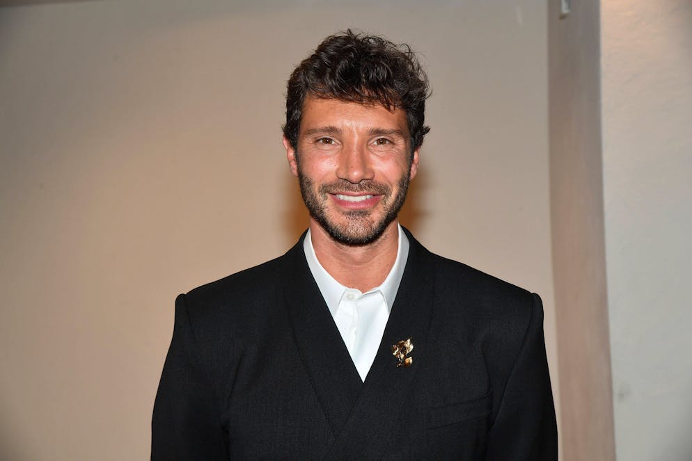 Il conduttore Stefano De Martino avrebbe 