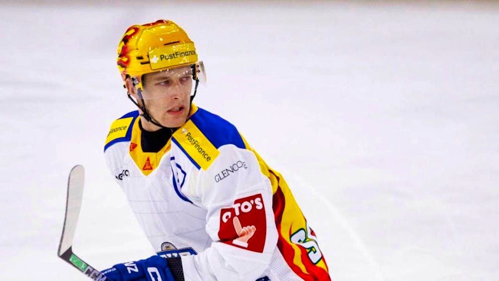 David Sklenicka will stay with EV Zug until spring 2028