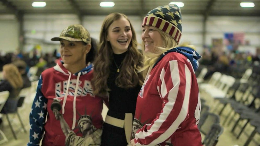 Hannah Faulkner is a star of the "Tradwives" movement.