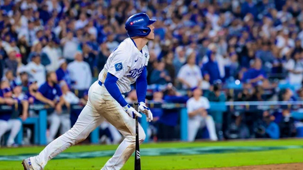 Freddie Freeman ends the third game of the final series between the Los Angeles Dodgers and the Toronto Blue Jays after more than six and a half hours