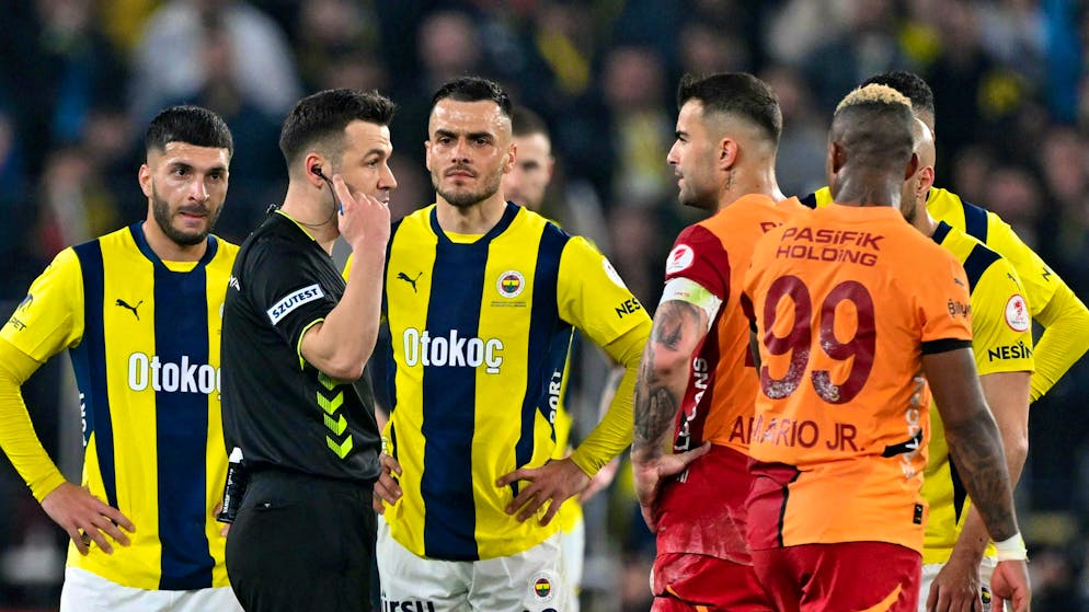 Calcio. Scandalo scommesse in Turchia, 152 arbitri puntano soldi sulle partite