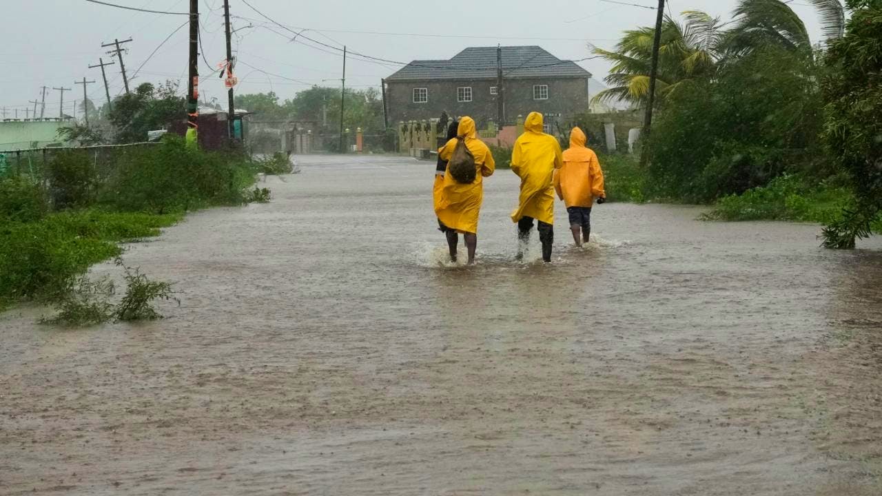 Bahamas. Jamaika wegen Hurrikan zum Katastrophengebiet erklärt