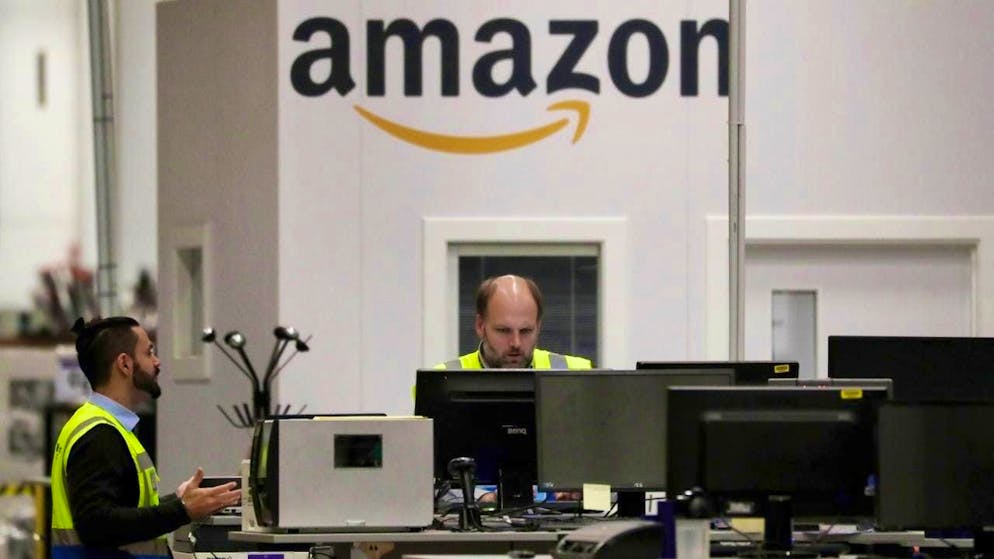 The online retailer Amazon justifies its job reduction plans with technical innovations thanks to artificial intelligence (AI). (Archvpicture)