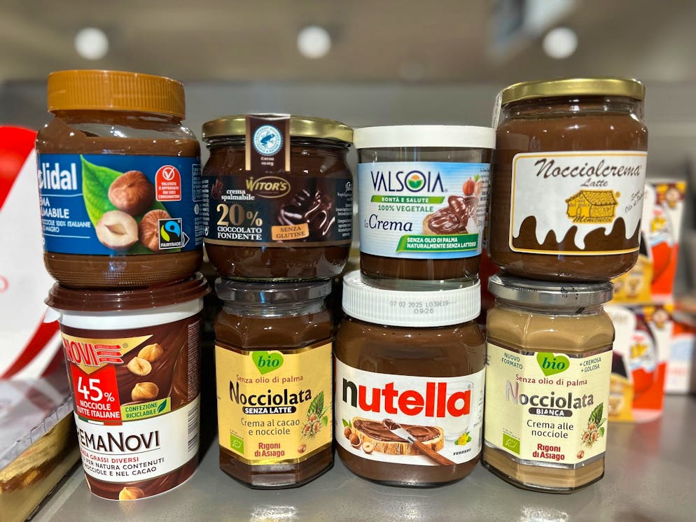 Weniger Haselnüsse aus Italien: Wird Nutella teurer? - Gallery. Andere Hersteller werben mit einem deutlich höheren Anteil an Haselnüssen. (Archivbild)