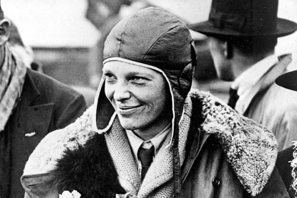 Neue Spuren sollen zum Wrack von Abenteurerin Amelia Earhart führen. Amelia Earhart verkörperte Mut und Abenteuerlust – sie war die erste Frau, die allein über den Atlantik flog und für Generationen zum Symbol grenzenloser Freiheit wurde. Aufnahme vom  26. Juni 1928.