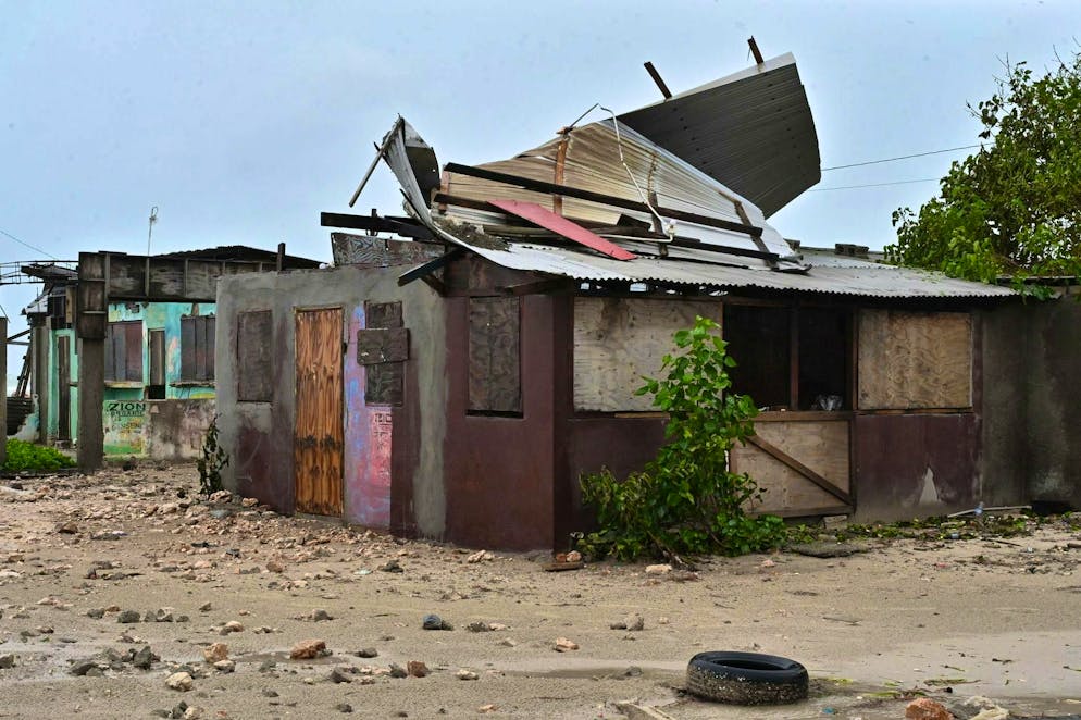 L'uragano «Melissa» travolge la Giamaica. Non sono ancora informazioni affidabili sulle vittime.