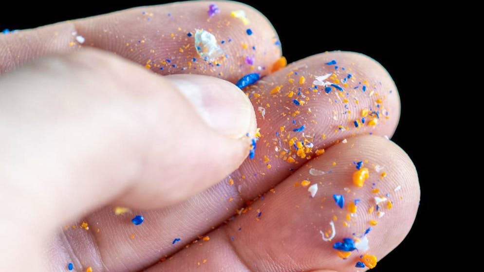 Anche la Confederazione ha adottato le norme UE in materia di microplastiche (immagine simbolica)