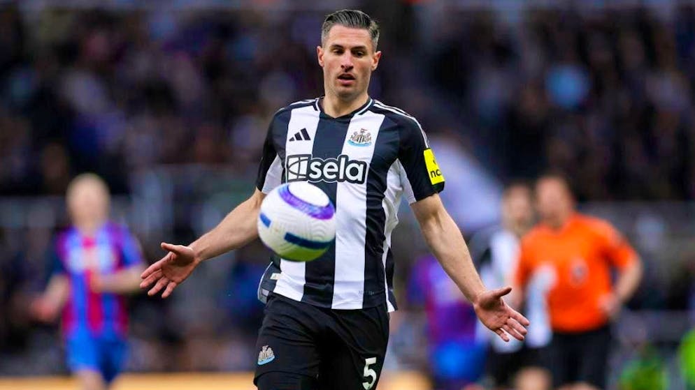 Fabian Schär scored to put Newcastle 1-0 up in the League Cup.