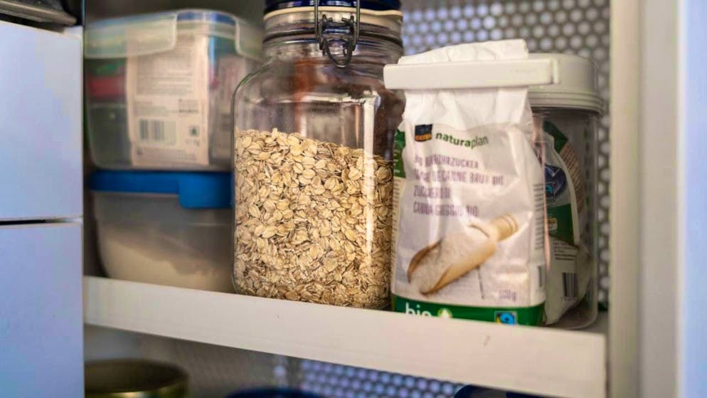 Oat flakes can be found on many plates every day. Now researchers have taken a closer look at the genes of oat plants. (archive picture)