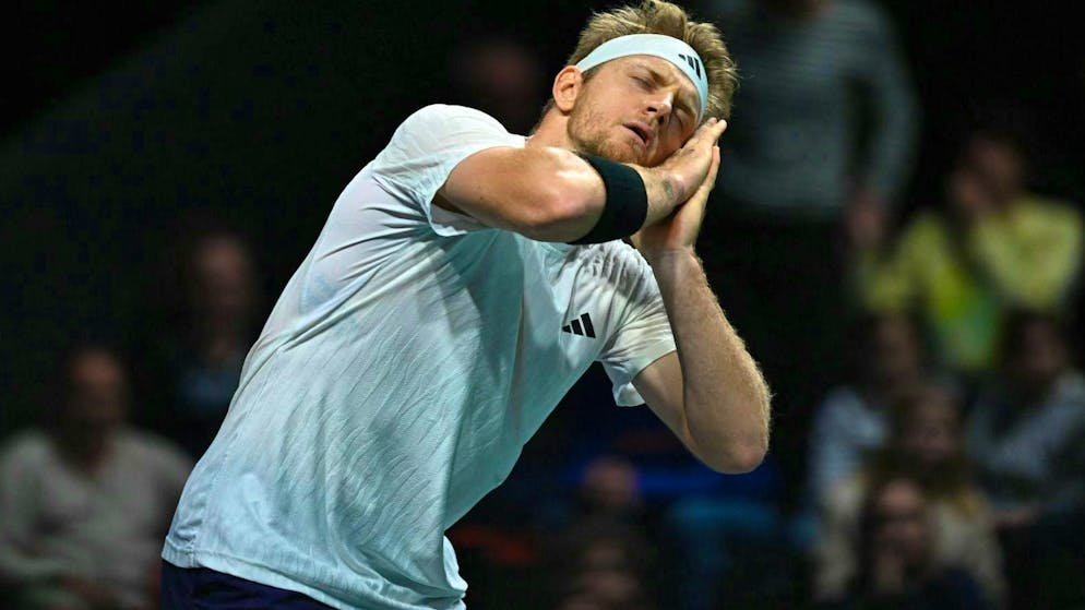 Alejandro Davidovich Fokina festeggia dopo la vittoria su Arthur Cazaux.