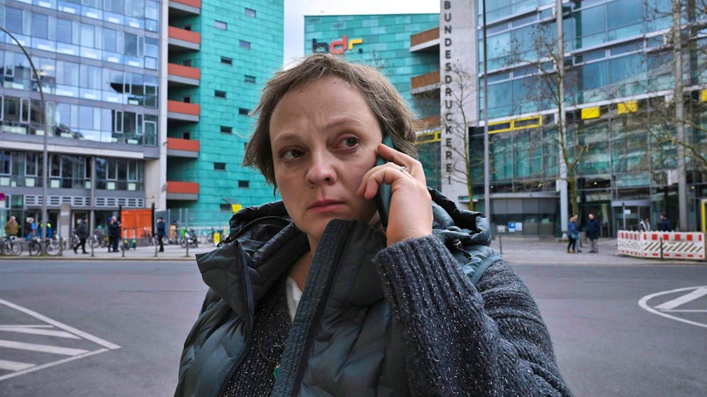 Could money or ID cards be stolen from the Bundesdruckerei Berlin?. Bundesdruckerei security employee Annika Haupt (Annett Sawallisch) has been working for "the German Fort Knox" for a long time.