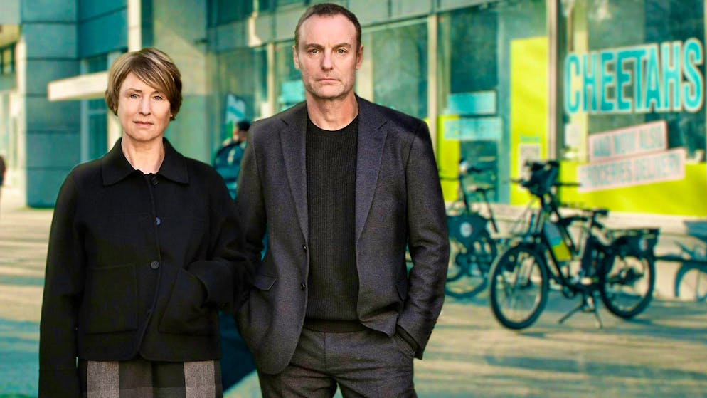 Could money or ID cards be stolen from the Bundesdruckerei Berlin?. The "Tatort" investigators Susanne Bonard (Corinna Harfouch) and Robert Karow (Mark Waschke) visit the headquarters of the bicycle courier service "Cheetahs".