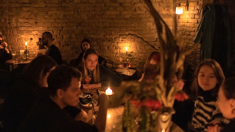 Candele per fare luce (immagine d'archivio).