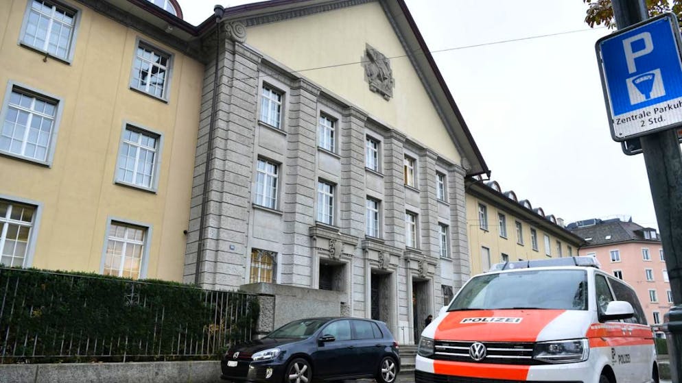 Das Bezirksgericht in Zürich.