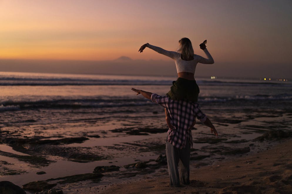 58 Prozent der Befragten sind bereits ins Ausland gereist oder haben zumindest darüber nachgedacht – um Freundschaften zu schliessen oder zu daten.