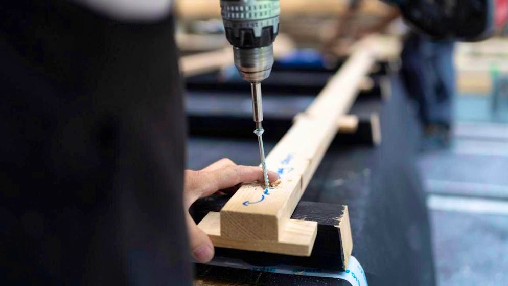 The current business situation in the manufacturing industry in Switzerland shows positive prospects. (archive picture)