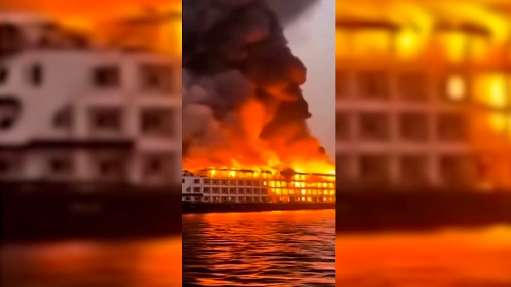 Scary moment on Nile cruise. Fire breaks out on tourist ship - 250 passengers evacuated